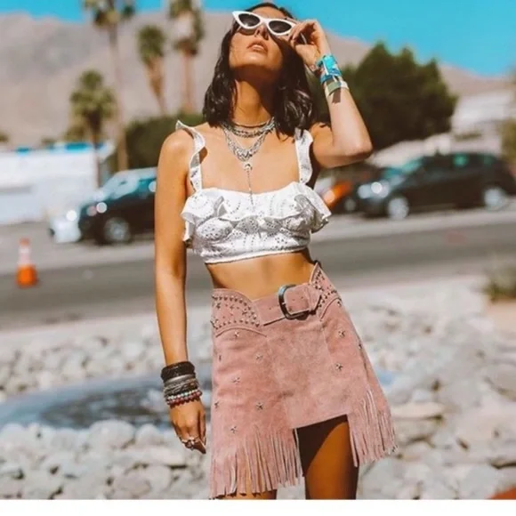 UNDERSTATED LEATHER PARIS TEXAS SKIRT IN LILAC - Picture 2 of 12